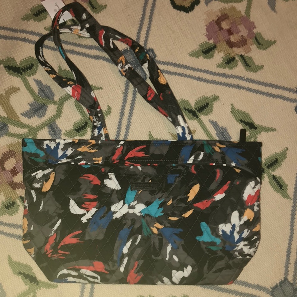 NWT Vera Bradley Mandy Tote!